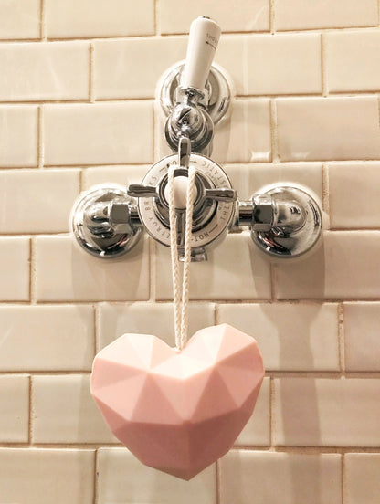 Big Heart of Soap - Große Herzseife mit Kordel