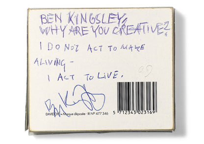 Rückseite des Buches Why Are You Creative mit handschriftlichem Zitat von Ben Kingsley und Barcode.